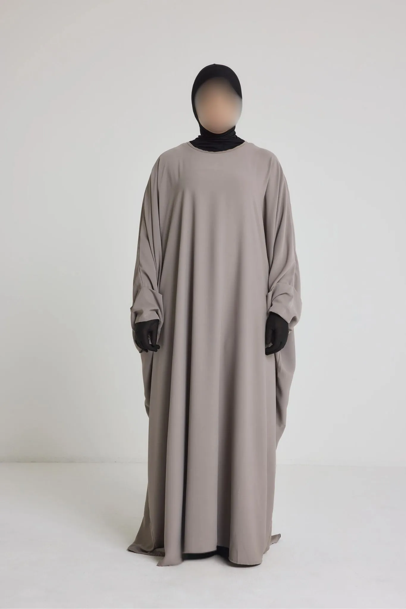 Robe Nour - large et manche large avec bouton - Image 10