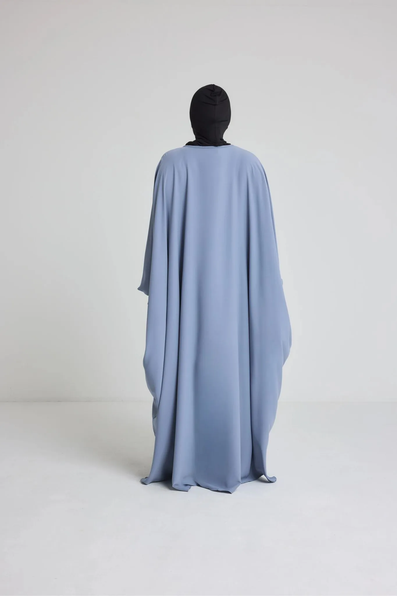 Robe Syhem - large et manche serrée - Image 3